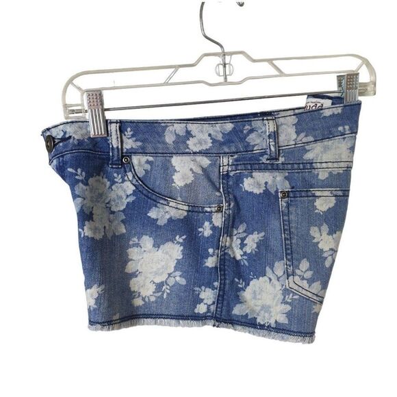Women's Denim Stretch Shorts Shortie Studded Floral Print Cut Off shorts Size 9 - Picture 9 of 9